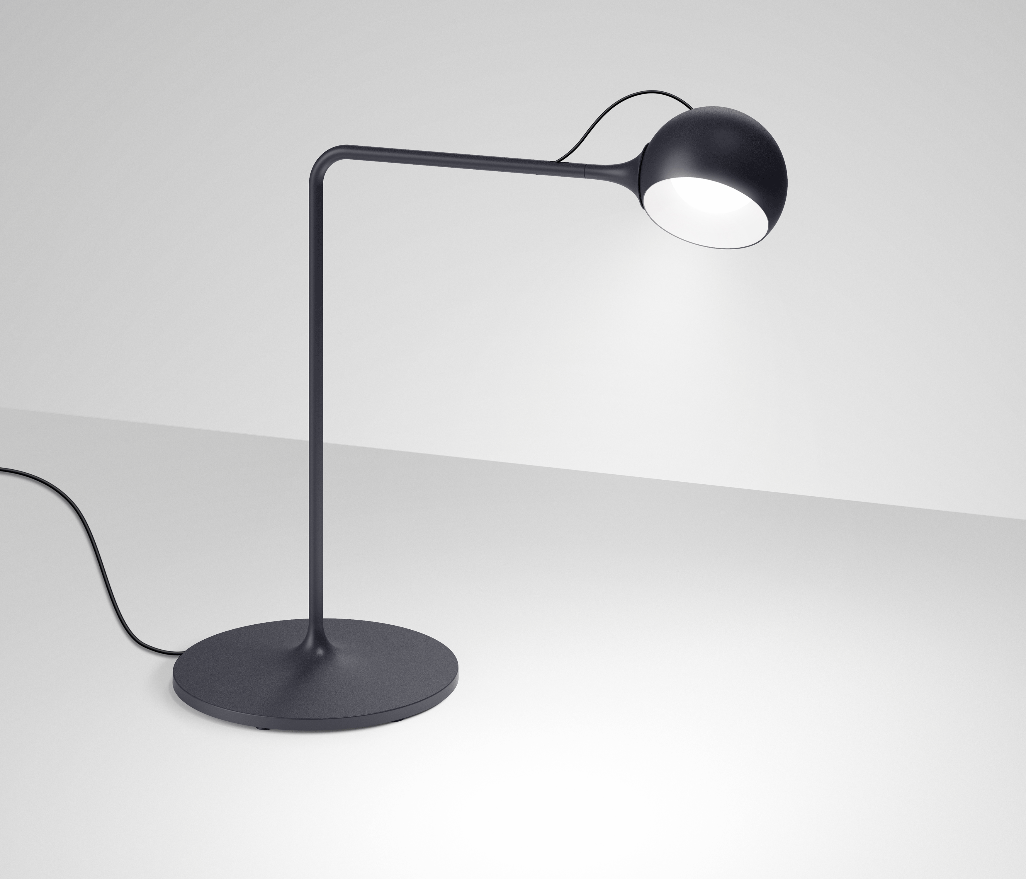 Artemide Ixa Table Tischleuchte LED