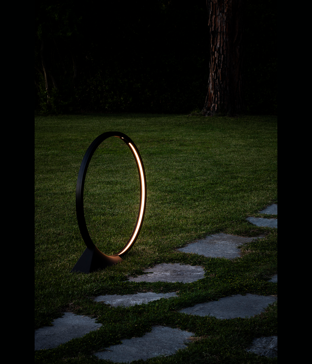 Artemide "O" Bodenleuchte LED schwarz Ø90 cm