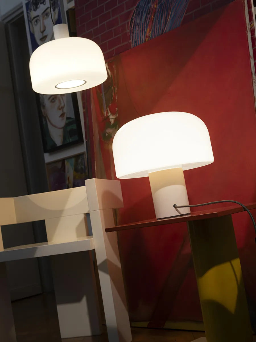Bellhop Glass Tischleuchte von Flos