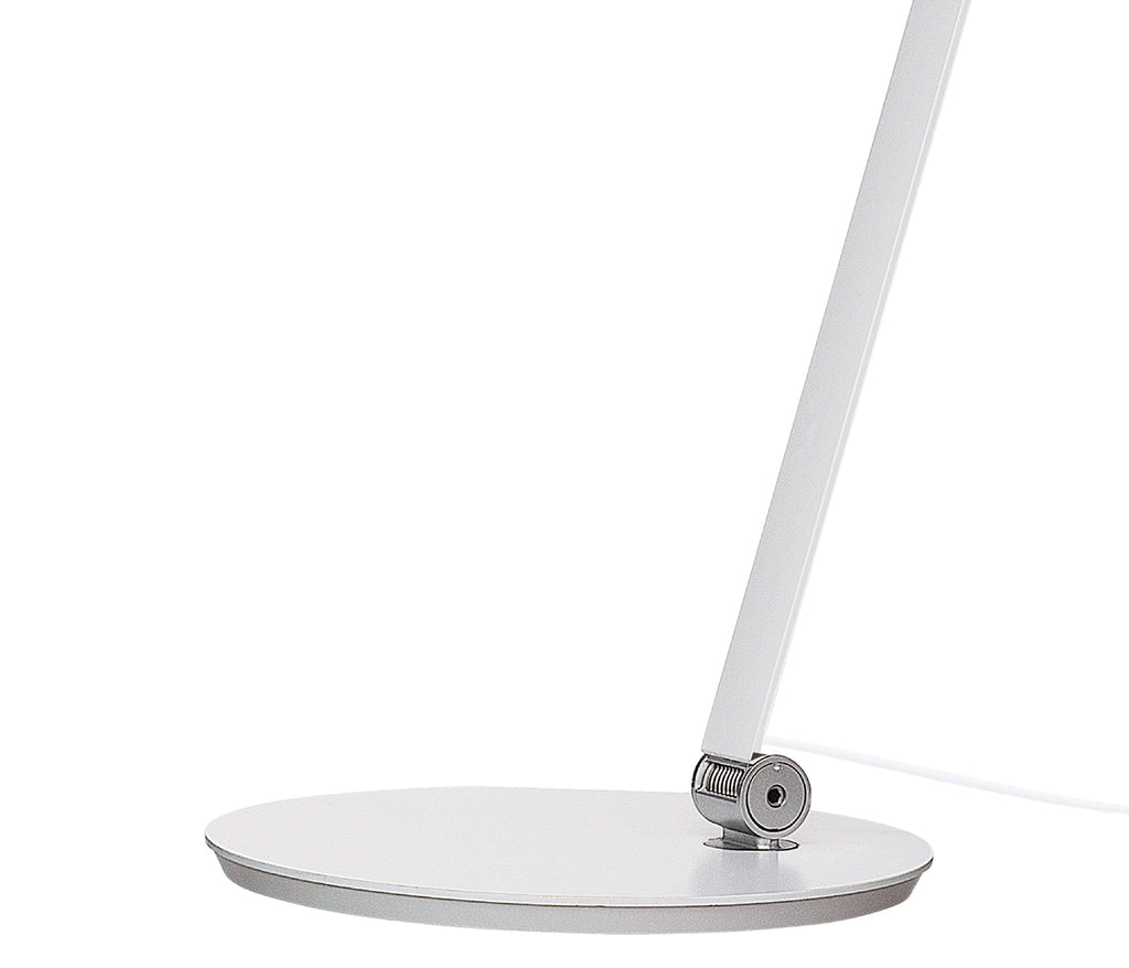 Louis Poulsen NJP Tischleuchte LED