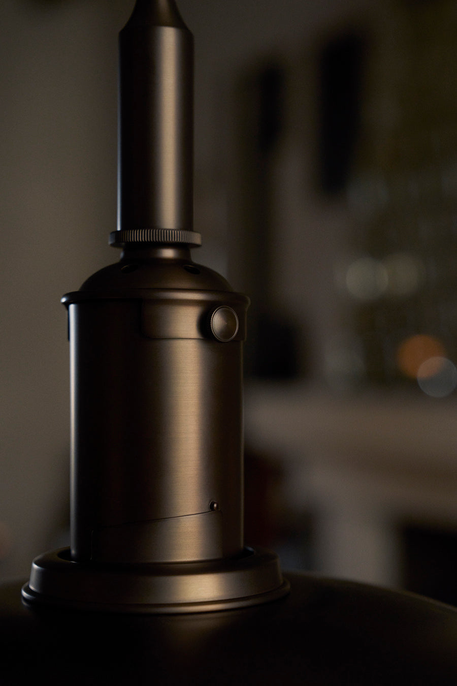 PH 3/3 Pendelleuchte, Aged Brass von Louis Poulsen