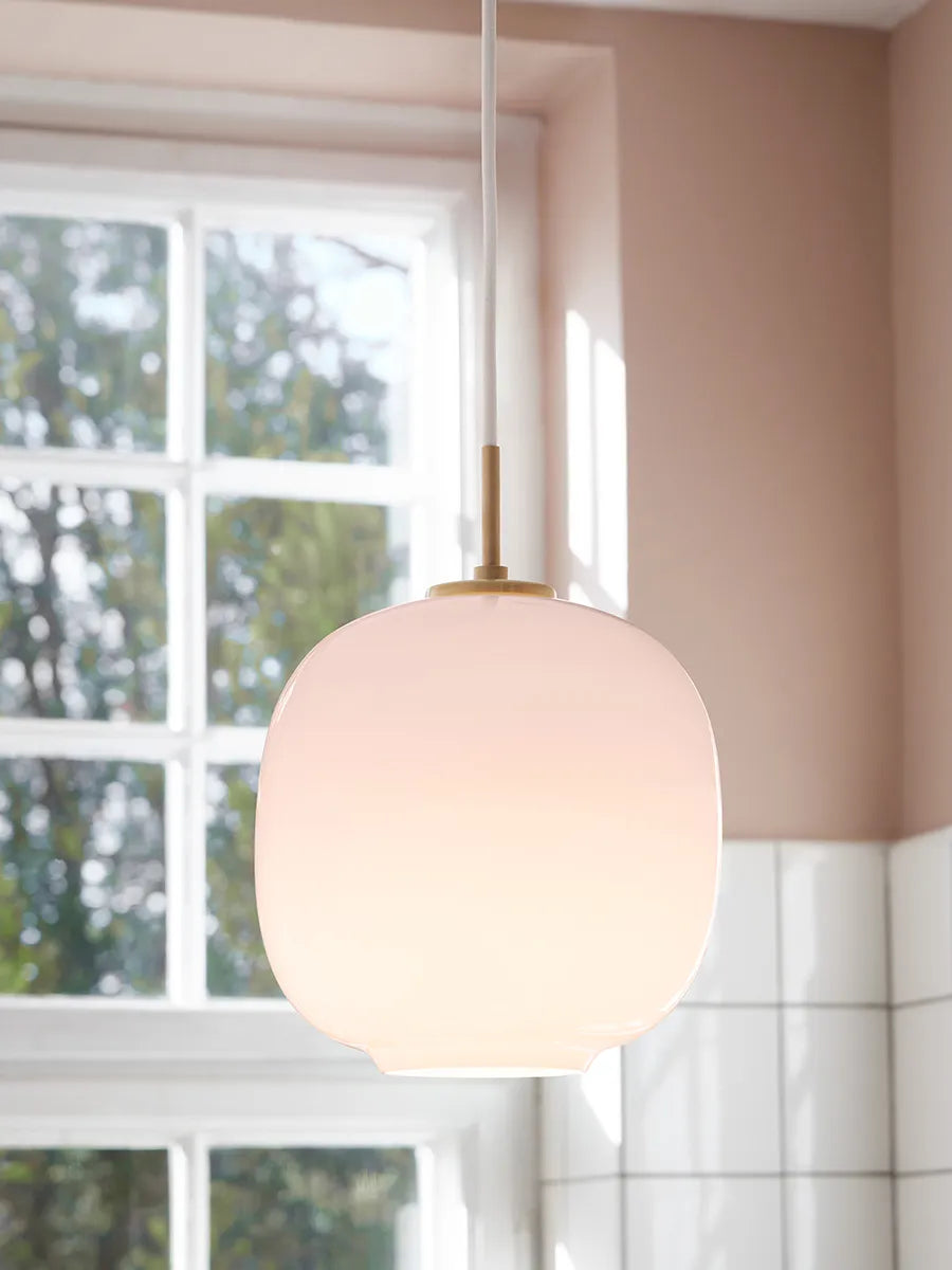 VL45 Radiohus Pale Rose Pendelleuchte 250 von Louis Poulsen