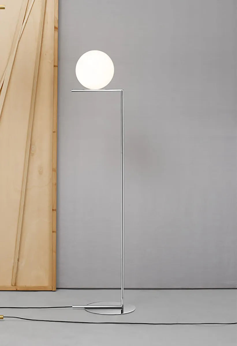 IC F2 Stehleuchte von Flos